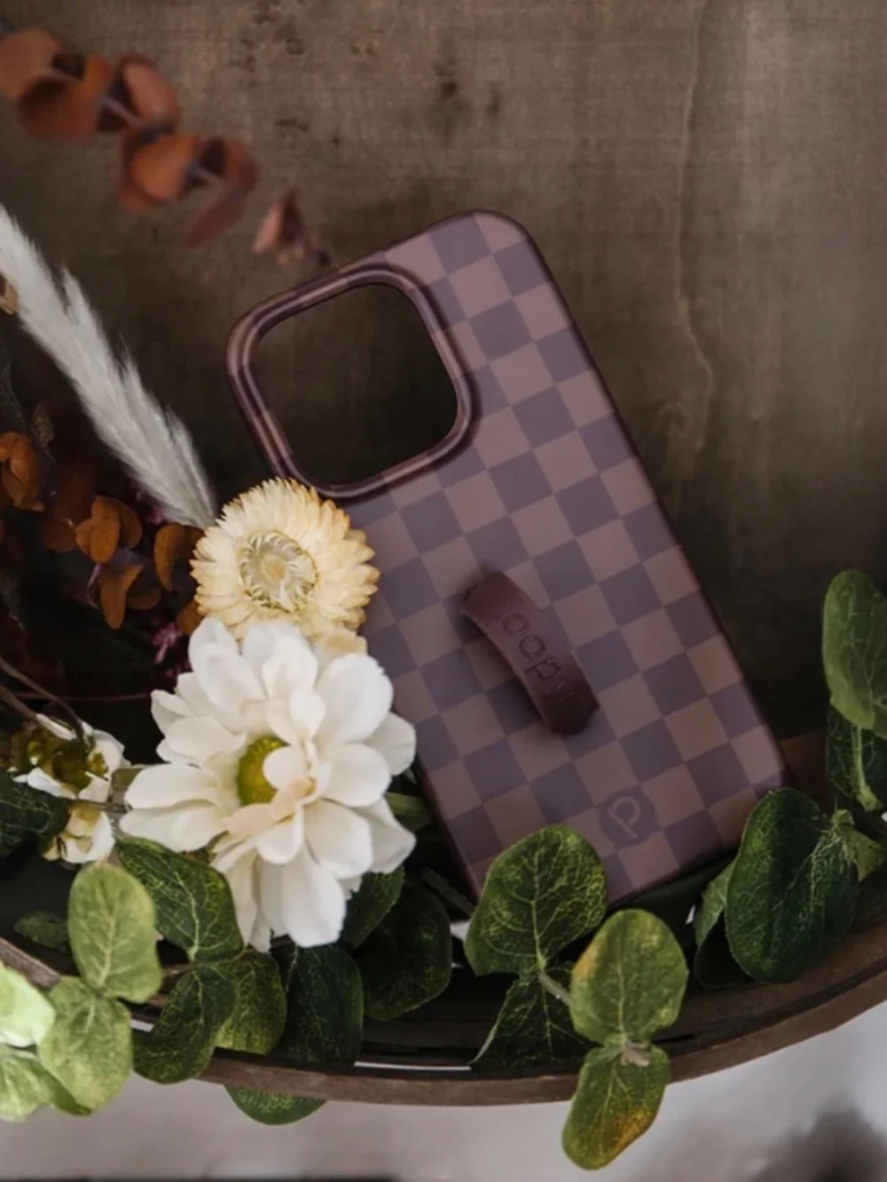 Loopy iPhone 14 Cocoa Checkered Case